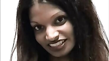 Curvy Chick w xnxx مقاطع سكس Cute Face يحب Black Mamba