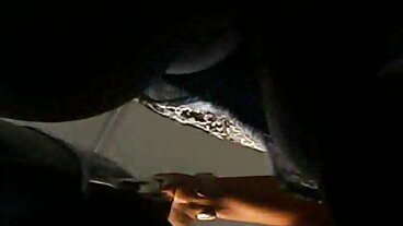 عميل العلامة التجارية الجديد لـ Teen Harlot يعشق سيقان طويلة مقاطع سكسي جنبي
