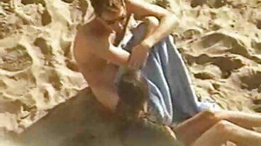 بنات زوجات مقاطع سكسي عراقي جربن قضيبك ، وتتحول الرشوة إلى MMF شرجي THREEWAY